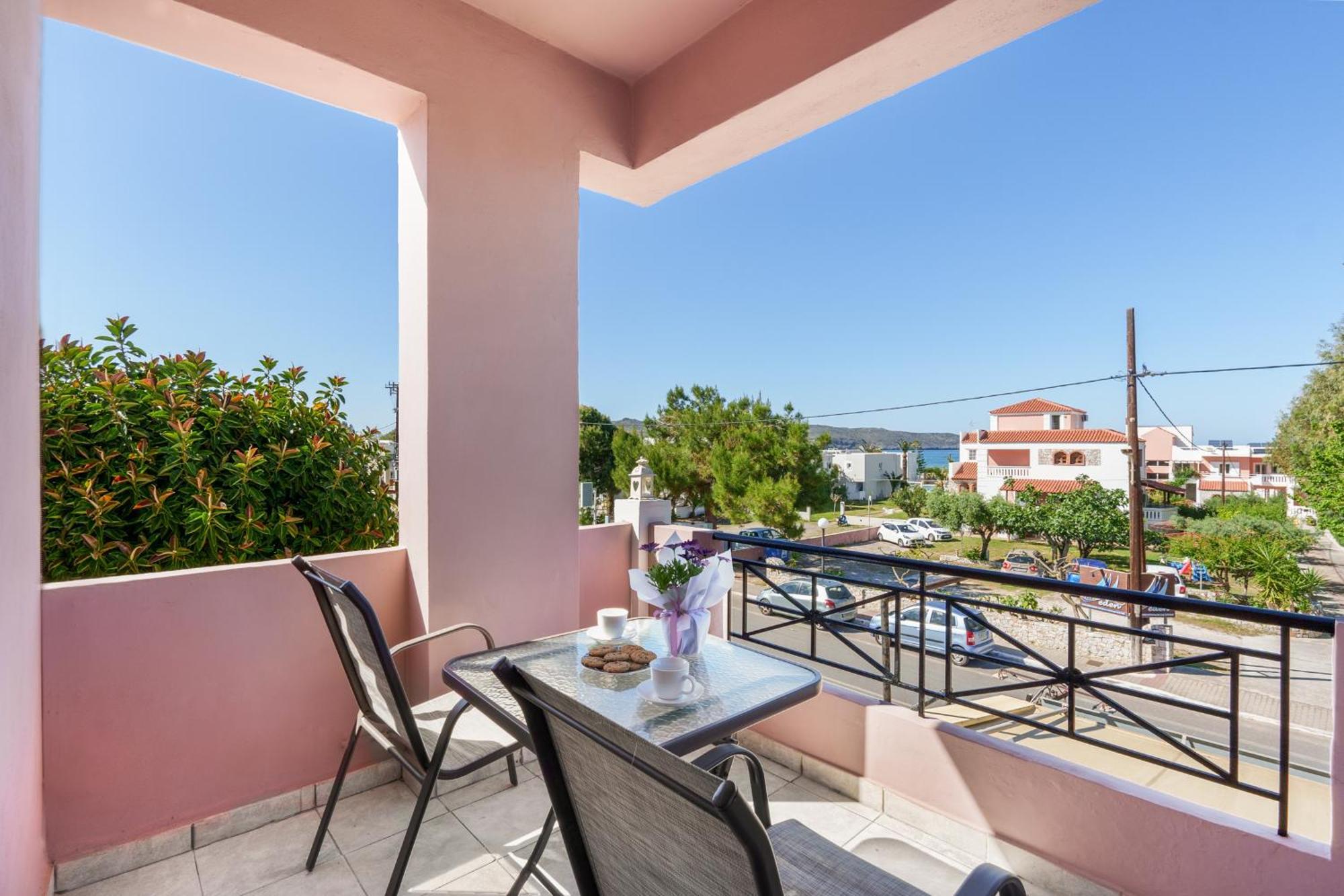 Nikos Apartments Agia Marina المظهر الخارجي الصورة