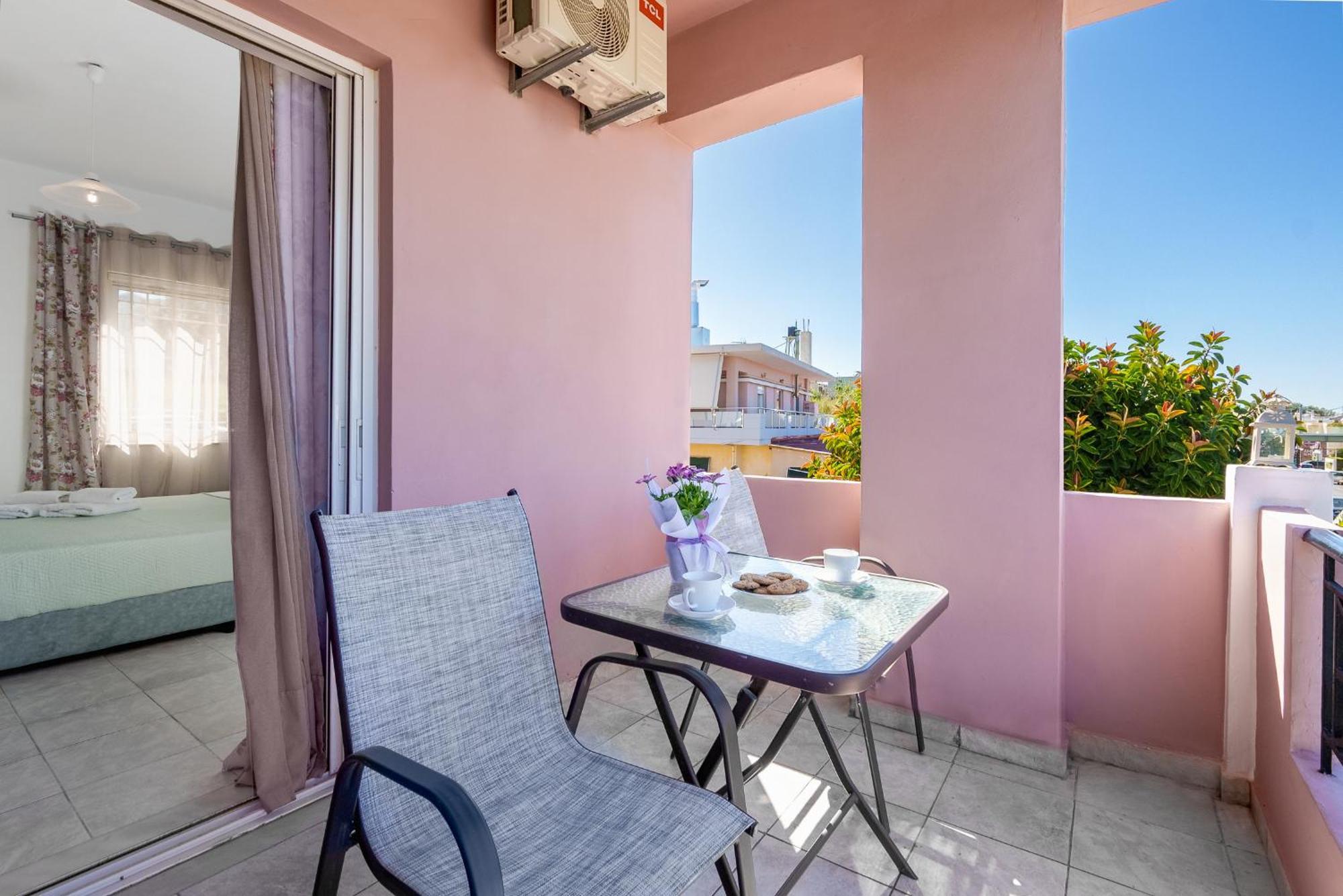 Nikos Apartments Agia Marina المظهر الخارجي الصورة