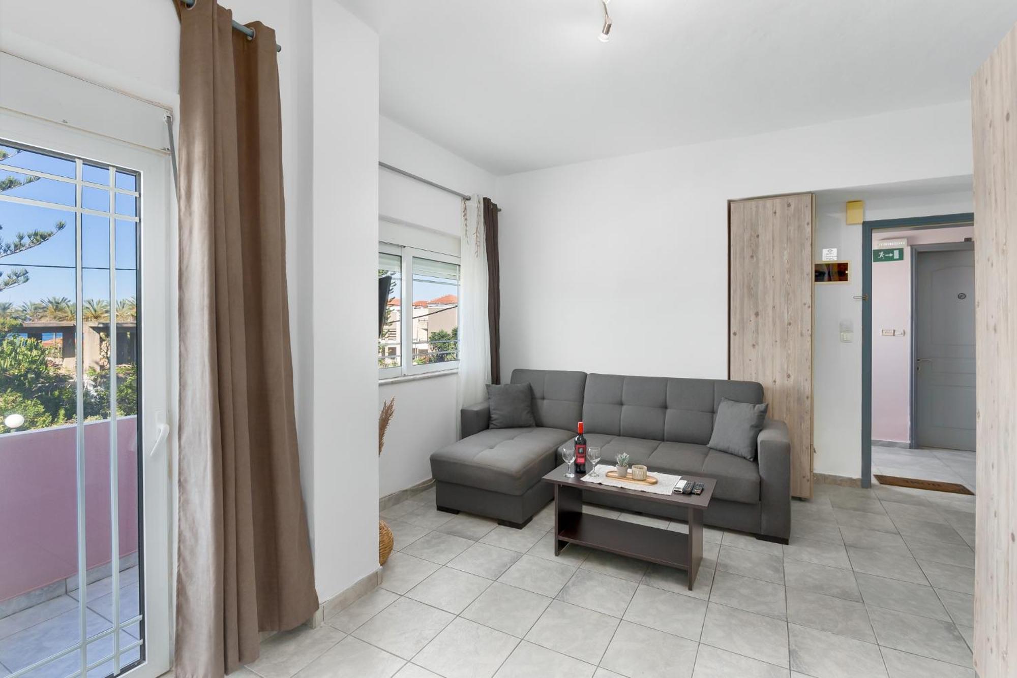 Nikos Apartments Agia Marina المظهر الخارجي الصورة